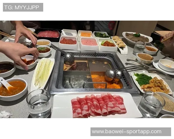 郭士强李昂美考察期间与杨瀚森共度火锅时光尽享欢乐歌声